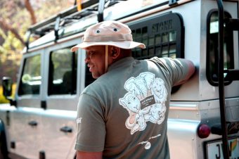 tshirt safari and africa design with white toner print